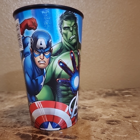 Marvel Avengers Drinking Cup Plastic Hulk Iron Man Captain America Thor Cup - Picture 3 of 6